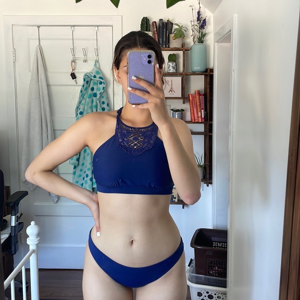 SALE!! Blue bikini (lots of coverage) 2 piece.